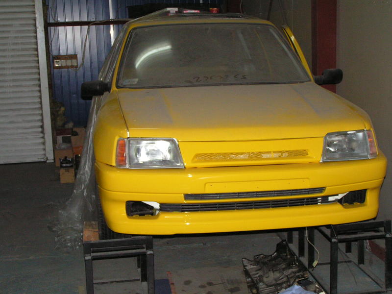 Jeszcze tylko halogeny i b&#281;dzie nie&#378;le - no i atrapa koniecznie oryginalna