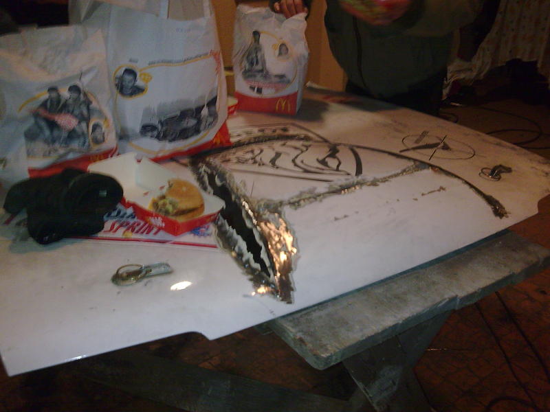 nie mie&#347;ci&#322;o si&#281;.... wi&#281;c trzeba by&#322;o troszke maske zdeformowa&#263;