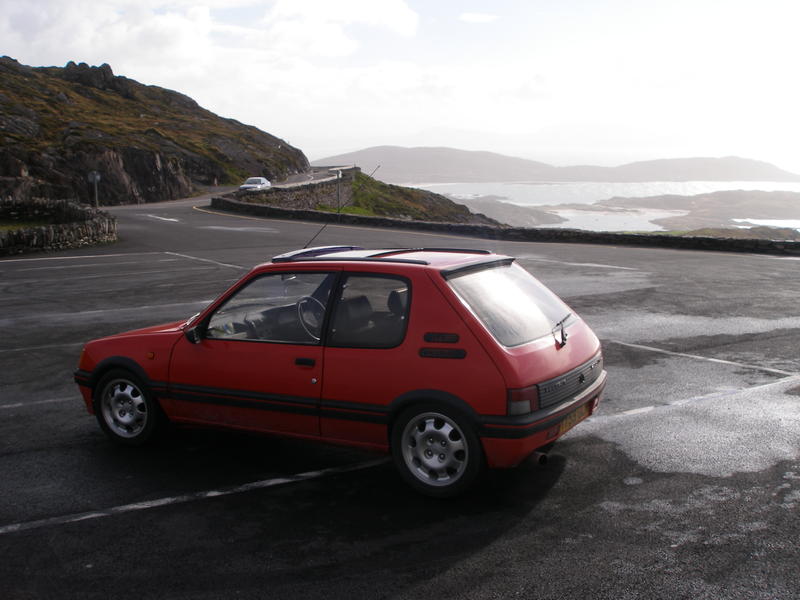 Ring Of Kerry, to byla idealna trasa do sprawdzenia mozliwosci samochodu. Bylo slicznie