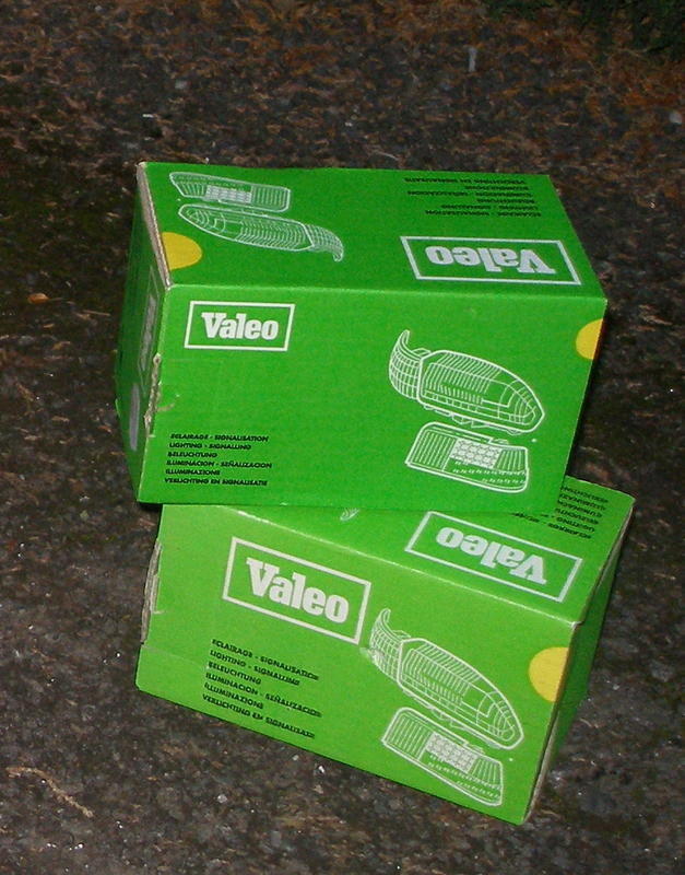 Biale kierunki Valeo, znacznie bardziej biale niz te z allegro ;)