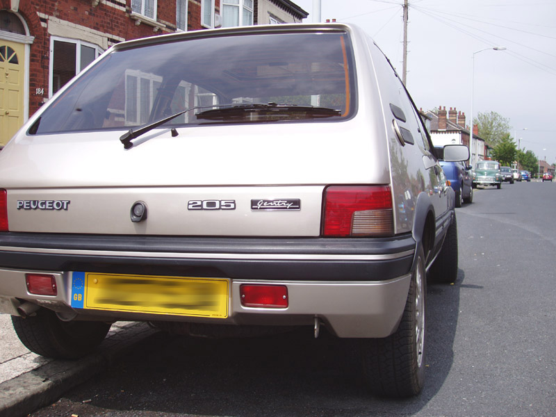 PEUGEOT 205 GTI PL